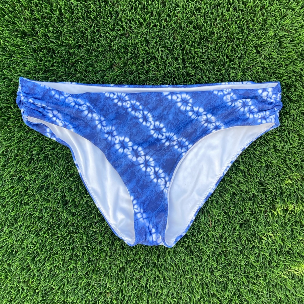 Victoria’s Secret Bikini Bottoms - small/petite, blue & white tie dye